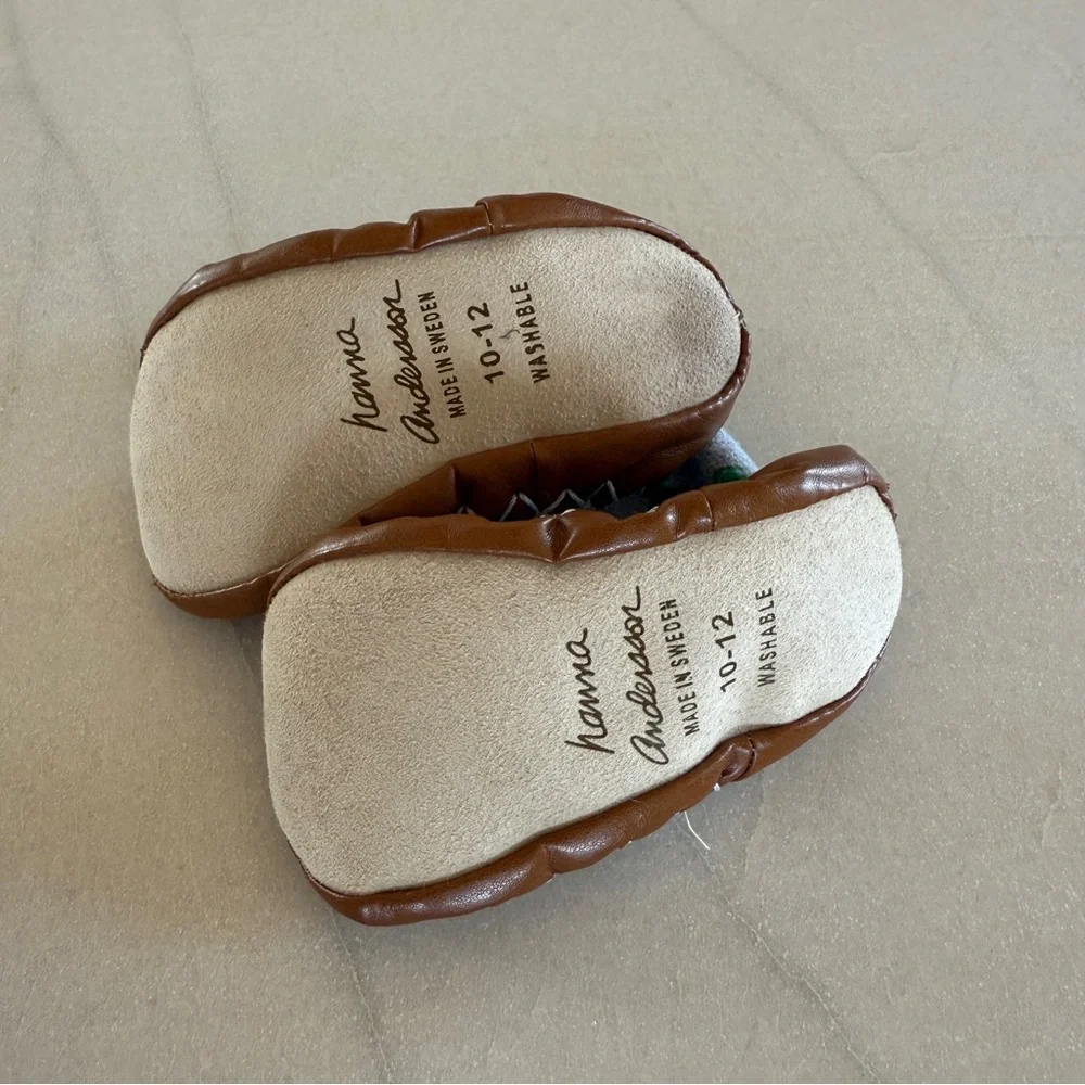 Hanna Andersson Tree Moccasin Slippers Gray/Green | Kids 10–12